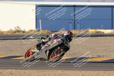 media/Nov-19-2023-CVMA (Sun) [[1f3d1b7ccb]]/Race 17 Amateur Supersport Middleweight/